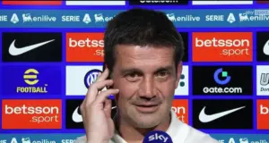 Trofei in tasca e certezze in bilico: l’Inter di Chivu tra ironia, giovani promesse e dubbi di De Vrij