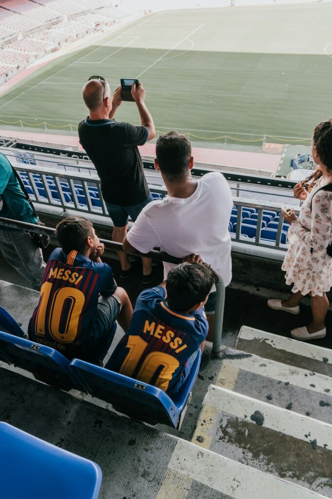 Bastoni tra Inter e Barcellona: mercato, tentazioni e futuro
