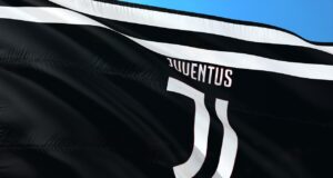 Derby d’Italia oltre il rosso: una poesia di Inter e Juventus Derby d'Italia oltre il rosso: una poesia di Inter e Juventus