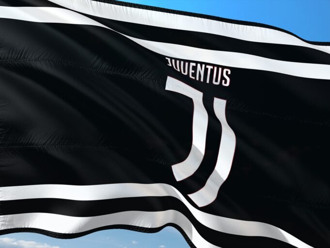 poesia-inter-juventus.jpg Derby d'Italia oltre il rosso: una poesia di Inter e Juventus
