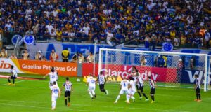 Quando i giorni diventano stivali: una sinfonia di infortuni e resilienza dell’Inter Quando i giorni diventano stivali: una sinfonia di infortuni e resilienza dell'Inter
