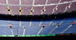 Bastoni tra Inter e Barcellona: la trattativa che tiene in bilico il mercato Bastoni tra Inter e Barcellona: la trattativa che tiene in bilico il mercato