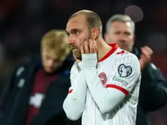 Il ritorno dell’incubo in campo: Eriksen, l’eco europarlamentare della paura e la lingua cauta del calcio moderno